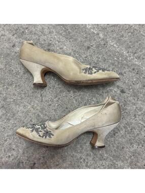 Antique Edwardian Beaded Cream Satin Louis Heels 6.5